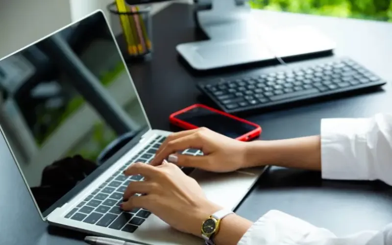 Aluguel de notebook: como impacta a produtividade da sua empresa