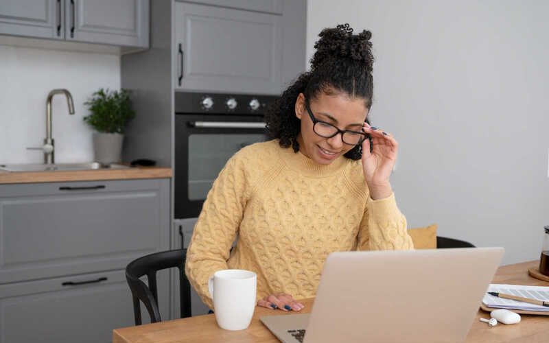 Aluguel de notebook para home office e trabalho híbrido
